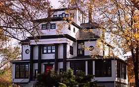 Celtic Mansion Annfield Manor